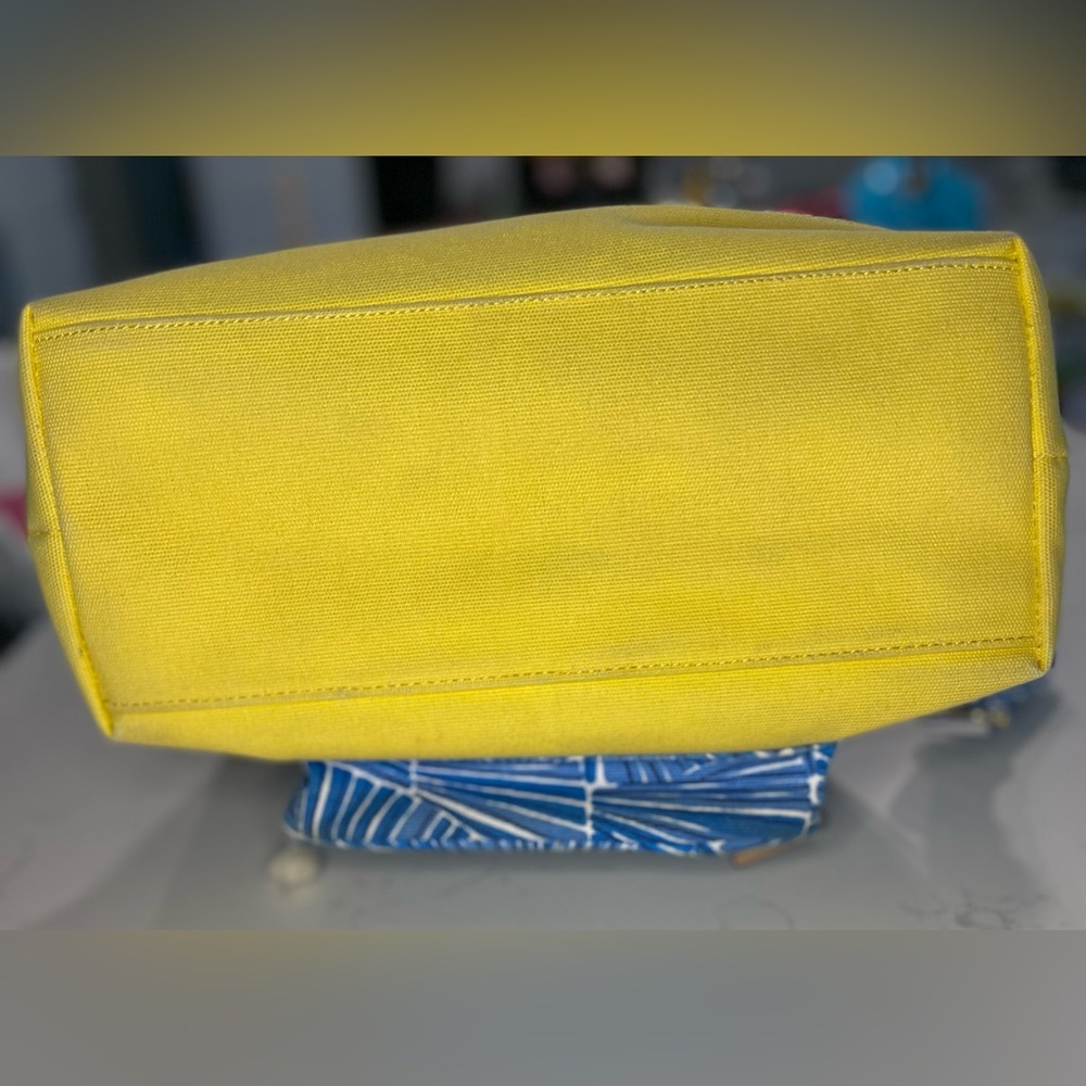 Vineyard Vines Drawstring Backpack - image 6